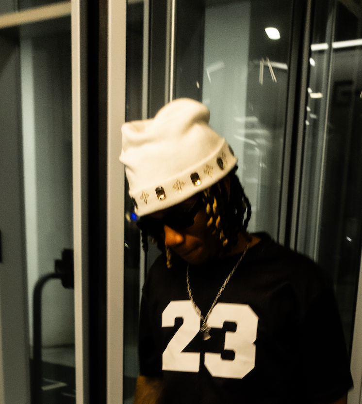 VA x ONL Rhinestone Beanie